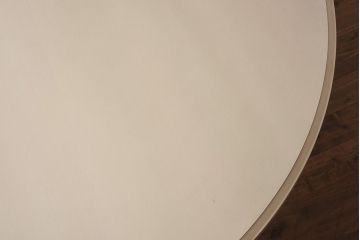 在庫未使用品　IDC大塚家具　Baker(ベイカー社)　KARA MANN(カラマン)　Milling Road(ミリング・ロード)　MR7037　ソリッドダイニングテーブル(ラウンドテーブル、丸テーブル)(定価約90万円)(R-041825)