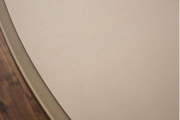 在庫未使用品　IDC大塚家具　Baker(ベイカー社)　KARA MANN(カラマン)　Milling Road(ミリング・ロード)　MR7037　ソリッドダイニングテーブル(ラウンドテーブル、丸テーブル)(定価約90万円)(R-041825)