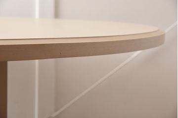 在庫未使用品　IDC大塚家具　Baker(ベイカー社)　KARA MANN(カラマン)　Milling Road(ミリング・ロード)　MR7037　ソリッドダイニングテーブル(ラウンドテーブル、丸テーブル)(定価約90万円)(R-041825)