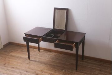 展示品　IDC大塚家具　ヒッコリーチェア社(HICKORY CHAIR)　5471-70　アレクサ・ハンプトン　デスク(ドレッサー、机)(定価約80万円)(R-041827)