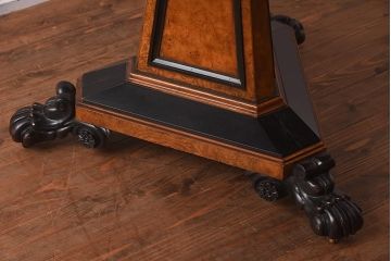 展示品　IDC大塚家具　Baker(ベイカー社)　5165　キャスター付きラウンドテーブル(丸テーブル)(定価約234万円)(R-041828)