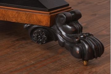 展示品　IDC大塚家具　Baker(ベイカー社)　5165　キャスター付きラウンドテーブル(丸テーブル)(定価約234万円)(R-041828)