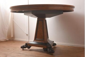 展示品　IDC大塚家具　Baker(ベーカー社)　5165　キャスター付きラウンドテーブル(丸テーブル)(定価約234万円)(R-041828)