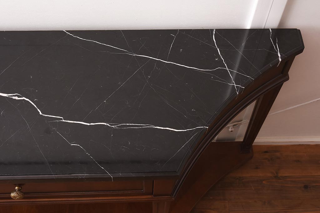 展示品　IDC大塚家具　Baker(ベイカー社)　B8000-21-122　天板大理石　サーバー(コンソールテーブル)(定価約148万円)(R-041833)