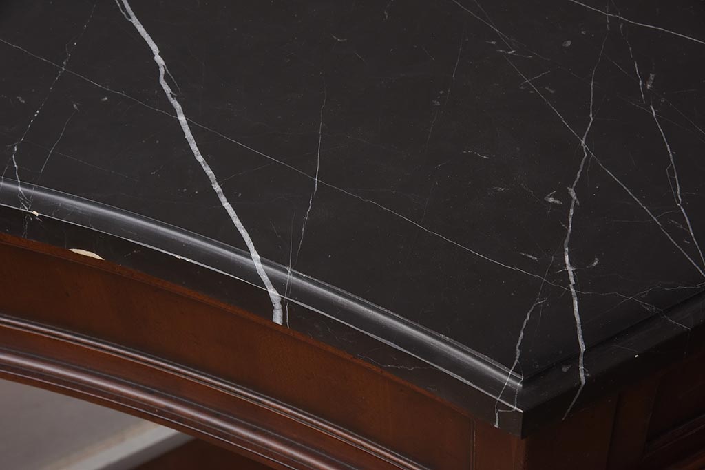 展示品　IDC大塚家具　Baker(ベイカー社)　B8000-21-122　天板大理石　サーバー(コンソールテーブル)(定価約148万円)(R-041833)