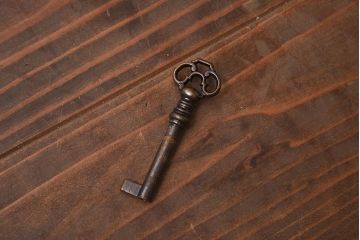 展示品　IDC大塚家具　モリシゲ(MORISHIGE/森繁)　光月56　朱布目漆塗　大江準治　座卓(ローテーブル)(定価約31万円)(R-041837)