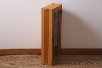 在庫未使用品　IDC大塚家具　川股家具工房　シンプルなウォールキャビネット(壁掛け戸棚)(定価約8万円)(R-041840)