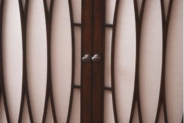 在庫未使用品　IDC大塚家具　ヒッコリーチェア社(HICKORY CHAIR)　トーマス・オブライアン　2890-10　サイドボード(TVキャビネット、収納棚)(定価約73万円)(R-041841)