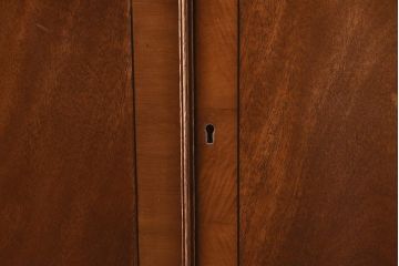 在庫未使用品　IDC大塚家具　ベヴァン・ファンネル(Bevan Funnell)　AV965　マホガニー材　テレビ台(TV台、キャビネット)(定価約56万円)(R-041843)