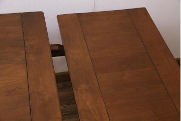 ヴィンテージ家具　海外輸入家具　バーチ材　猫足が優雅な印象を与えるダイニングテーブル(エクステンションテーブル、ビンテージ)(R-041845)