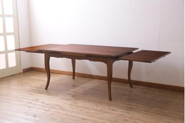 ヴィンテージ家具　海外輸入家具　バーチ材　猫足が優雅な印象を与えるダイニングテーブル(エクステンションテーブル、ビンテージ)(R-041845)
