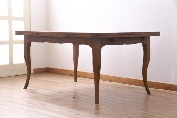 ヴィンテージ家具　海外輸入家具　バーチ材　猫足が優雅な印象を与えるダイニングテーブル(エクステンションテーブル、ビンテージ)(R-041845)