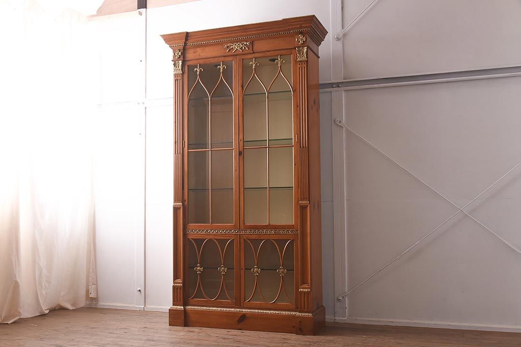 展示品　IDC大塚家具　Baker(ベイカー社)　1967G　クラシカルなブックケース(本箱、収納棚、飾り棚、キャビネット)(定価約167万円)(R-041852)