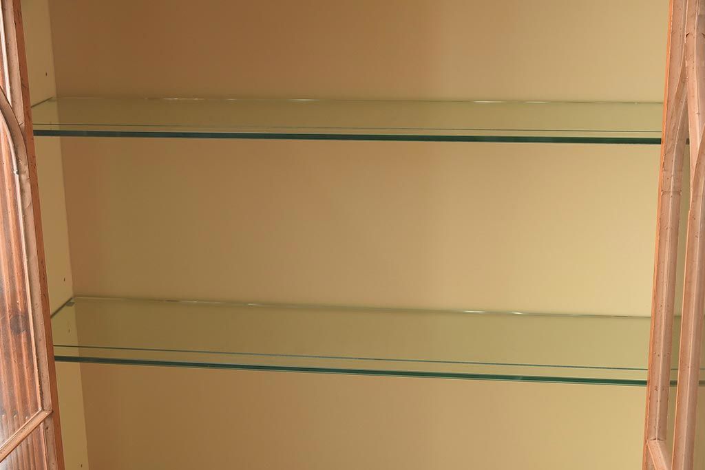 展示品　IDC大塚家具　Baker(ベイカー社)　1967G　クラシカルなブックケース(本箱、収納棚、飾り棚、キャビネット)(定価約167万円)(R-041852)