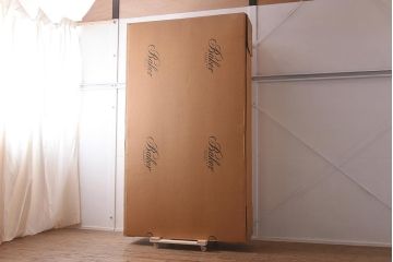 展示品　IDC大塚家具　Baker(ベーカー社)　1967G　クラシカルなブックケース(本箱、収納棚、飾り棚、キャビネット)(定価約167万円)(R-041855)