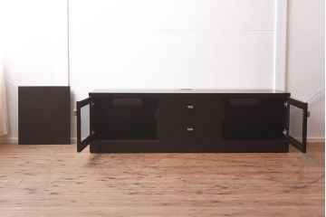 在庫未使用品　IDC大塚家具　アーリー・タイムスアルファ　エレール150F　金属取っ手のテレビ台(TVボード、ローボード)(定価約22万円)(R-041858)