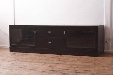 在庫未使用品　IDC大塚家具　アーリー・タイムスアルファ　エレール150F　金属取っ手のテレビ台(TVボード、ローボード)(定価約22万円)(R-041858)