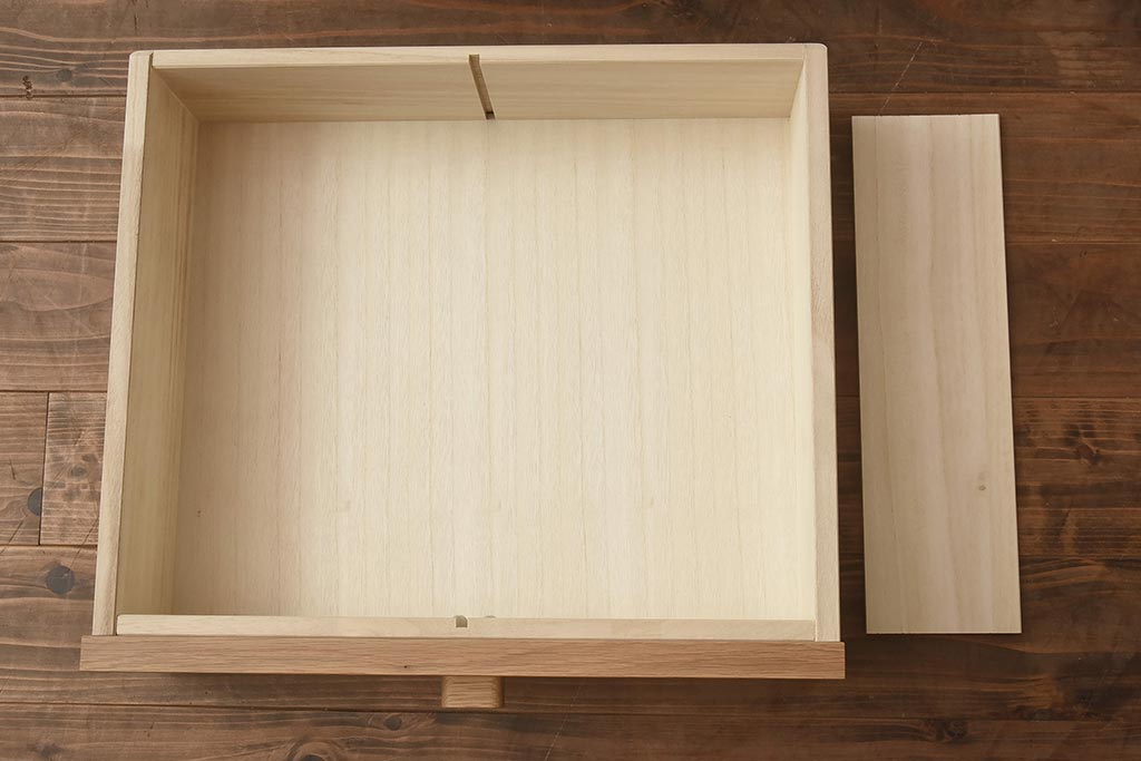 在庫未使用品　IDC大塚家具　アーリー・タイムスアルファ　エレール150F　杢取っ手のテレビ台(TVボード、ローボード)(定価約22万円)(R-041861)