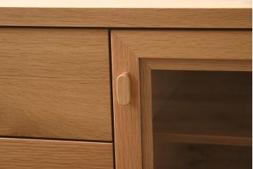 在庫未使用品　IDC大塚家具　アーリー・タイムスアルファ　エレール150F　杢取っ手のテレビ台(TVボード、ローボード)(定価約22万円)(R-041861)