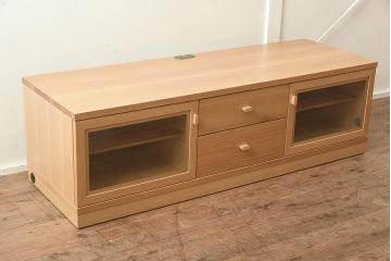 在庫未使用品　IDC大塚家具　アーリー・タイムスアルファ　エレール150F　杢取っ手のテレビ台(TVボード、ローボード)(定価約22万円)(R-041861)