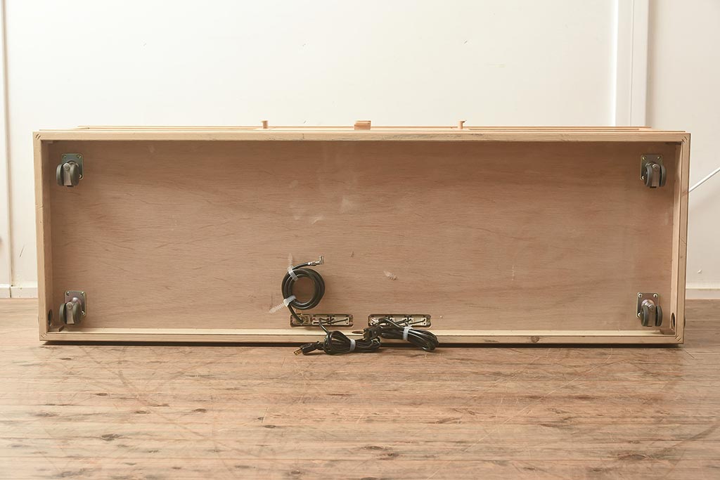 在庫未使用品　IDC大塚家具　アーリー・タイムスアルファ　エレール150F　杢取っ手のテレビ台(TVボード、ローボード)(定価約22万円)(R-041861)