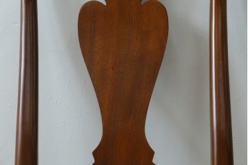 中古　IDC大塚家具　ヒッコリーチェア社(HICKORY CHAIR)　マホガニー材　805-02　ブルーのギンガムチェックが愛らしいチェア　定価約10万円　(R-041865)