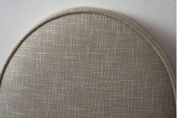 在庫未使用品　IDC大塚家具　ヘンレドン(HENREDON)　B8002-28-124IV　イス(ダイニングチェア、椅子)(定価約25万円)(R-041867)