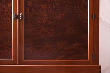 在庫未使用品　IDC大塚家具　松創　匠　総欅(ケヤキ)無垢材　漆塗り　道具タンス(収納棚、キャビネット)(定価約594万円)(R-041890)