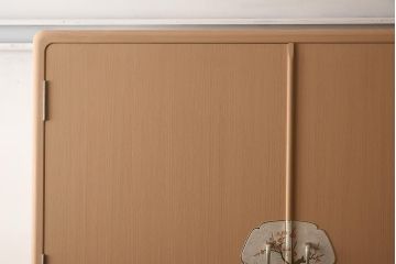 在庫未使用品　IDC大塚家具　家具のカネトク　3.5尺　下三大洋胴厚　寿梅　白　桐タンス(衣装箪笥、着物箪笥、桐箪笥、桐たんす)(定価約58万円)(R-041891)