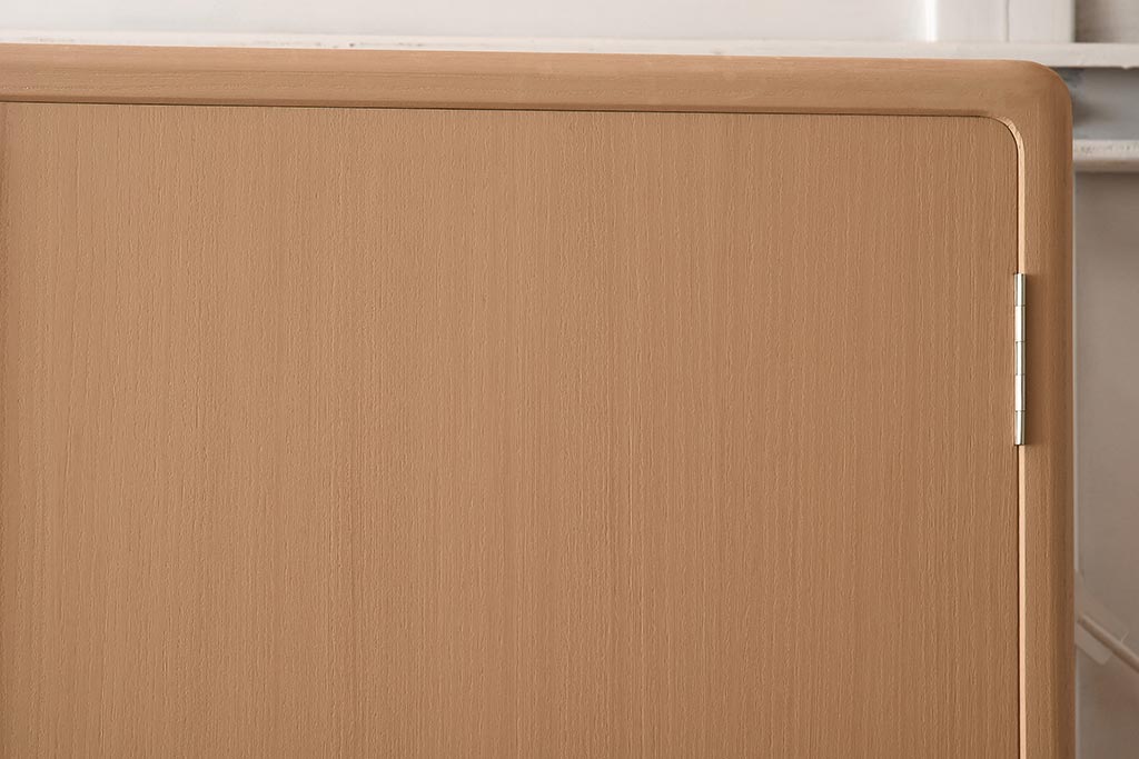 在庫未使用品　IDC大塚家具　家具のカネトク　3.5尺　下三大洋胴厚　寿梅　白　桐タンス(衣装箪笥、着物箪笥、桐箪笥、桐たんす)(定価約58万円)(R-041891)