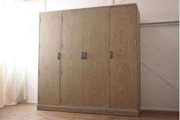 在庫未使用品　IDC大塚家具　加茂総桐箪笥　桃山　時代仕上げ　洋服タンス(総桐たんす、ワードローブ、着物たんす)(定価約398万円)(R-041893)