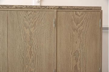 在庫未使用品　IDC大塚家具　加茂総桐箪笥　桃山　時代仕上げ　洋服タンス(総桐たんす、ワードローブ、着物たんす)(定価約398万円)(R-041893)