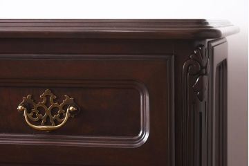 在庫未使用品　IDC大塚家具　バウ・ファニチャー(Bau Furniture)　QA6531　マホガニー色　シックなハイチェスト(引き出し)(定価約67万円)(R-041894)