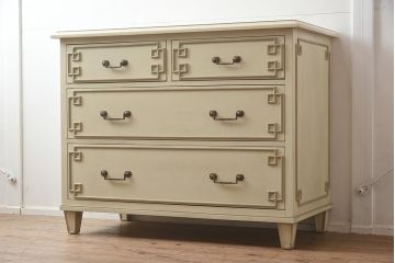 在庫未使用品　IDC大塚家具　ヒッコリーチェア社(HICKORY CHAIR)　2489-40IV　シノワズリ風のチェスト(引き出し)(定価約120万円)(R-041895)