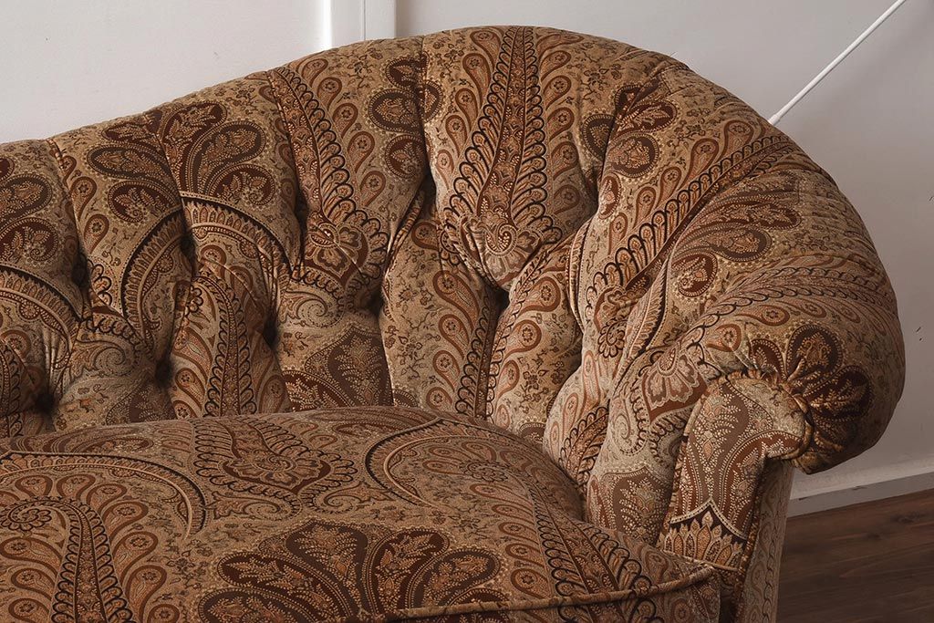 在庫未使用品　IDC大塚家具　Baker(ベーカー)　3S 834-70#50-35-367　ヴィクトリアンラブソファ(2人掛け、二人掛けソファ)(定価約198万円)(R-041896)