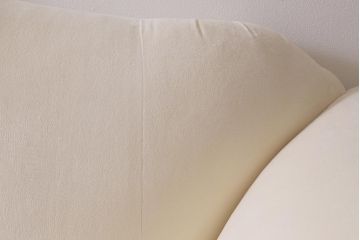 在庫未使用品　IDC大塚家具　Baker(ベーカー)　803-88#81-120RW　ホワイトが上品な3人掛けソファ(定価約80万円)(R-041901)