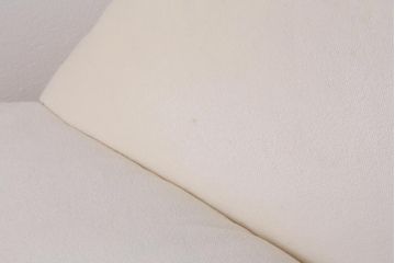 在庫未使用品　IDC大塚家具　Baker(ベーカー)　803-88#81-120RW　ホワイトが上品な3人掛けソファ(定価約80万円)(R-041901)