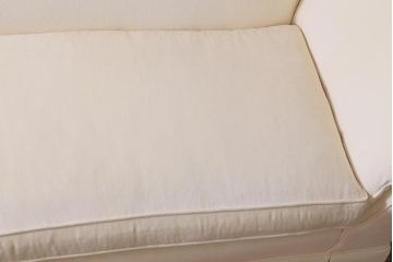 在庫未使用品　IDC大塚家具　Baker(ベーカー)　803-88#81-120RW　ホワイトが上品な3人掛けソファ(定価約80万円)(R-041901)