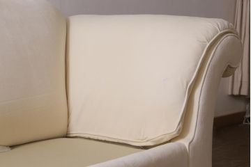 在庫未使用品　IDC大塚家具　Baker(ベーカー)　803-88#81-120RW　ホワイトが上品な3人掛けソファ(定価約80万円)(R-041901)