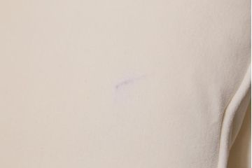 在庫未使用品　IDC大塚家具　Baker(ベーカー)　803-88#81-120RW　ホワイトが上品な3人掛けソファ(定価約80万円)(R-041901)