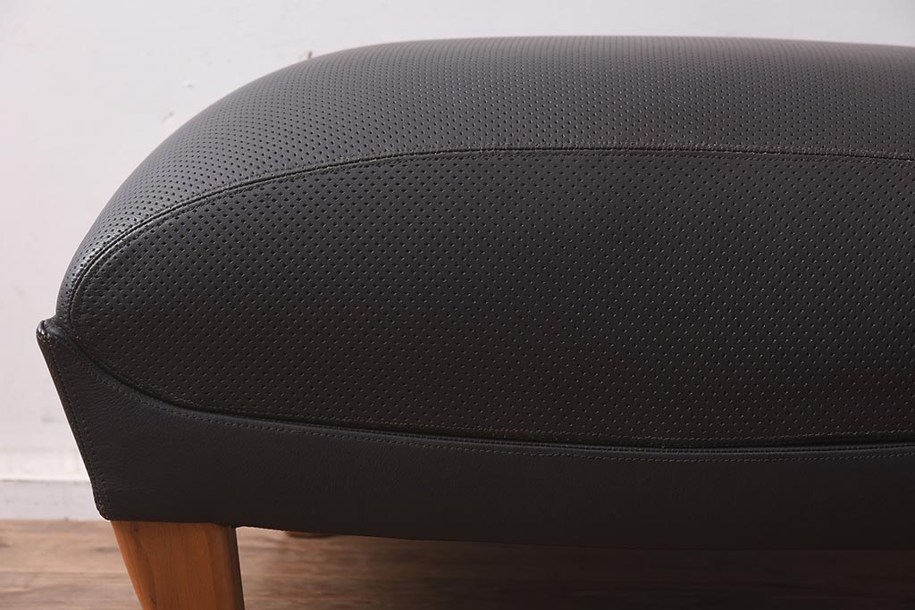 GMGF139○IDC大塚家具 LINLEY リンレイ オットマン フットスツー GMGF139○IDC大塚家具 LINLEY リンレイ オットマン フットスツー