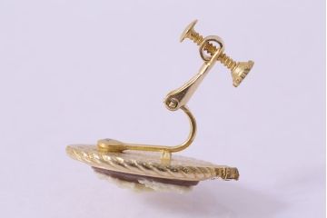 ヴィンテージ　オーバルフレーム　カメオ　エレガントなイヤリング(アクセサリー、ビンテージ)(R-041907)