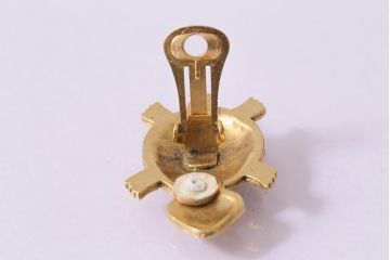 ヴィンテージ　縁起の良い亀モチーフ　ユニークな表情が愛らしいイヤリング(アクセサリー、ビンテージ)(R-041908)