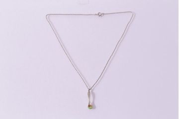 ヴィンテージアクセサリー　スプーンのようなフォルムが可愛らしいビンテージネックレス(ペンダント)(R-041927)