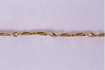 ヴィンテージアクセサリー　K18(18金)　金75%　造幣局ホールマーク　ゴールドの切子チェーンネックレス　重さ約10.17g(ビンテージ)(R-041931)