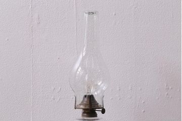 アンティーク照明　昭和初期　オイルランプリメイク　気泡ガラスが趣のある空間を演出するレトロなテーブルランプ(スタンドライト、卓上照明)(R-041941)