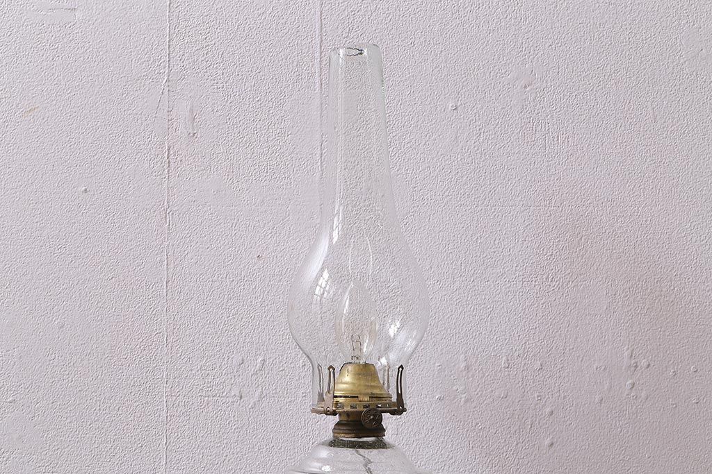 アンティーク照明　昭和初期　オイルランプリメイク　気泡ガラスが趣のある空間を演出するレトロなテーブルランプ(スタンドライト、卓上照明)(R-041942)