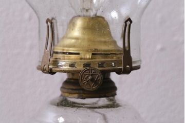 アンティーク照明　昭和初期　オイルランプリメイク　気泡ガラスが趣のある空間を演出するレトロなテーブルランプ(スタンドライト、卓上照明)(R-041942)