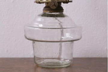 アンティーク照明　昭和初期　オイルランプリメイク　気泡ガラスが趣のある空間を演出するレトロなテーブルランプ(スタンドライト、卓上照明)(R-041942)