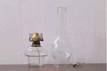 アンティーク照明　昭和初期　オイルランプリメイク　気泡ガラスが趣のある空間を演出するレトロなテーブルランプ(スタンドライト、卓上照明)(R-041942)